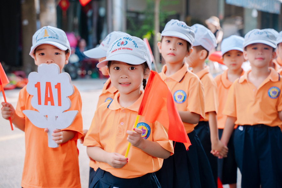 Học sinh Trường Tiểu học Trần Tế Xương (Nam Định, Ninh Bình) trong ngày khai giảng năm học 2025-2026.