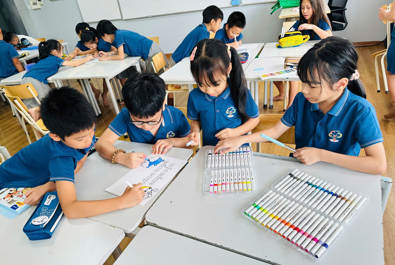 Giáo dục phổ thông bước năm học 2025 - 2026: Đổi mới sâu rộng- Ảnh 3.