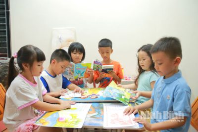 Xây dựng, lan toả văn hoá đọc từ những tủ sách gia đình