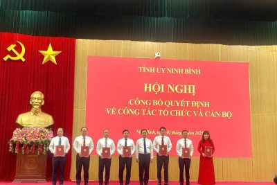 Ông Nguyễn Tiến Dũng làm Giám đốc Sở GD&ĐT Ninh Bình